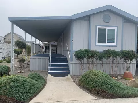 860 E Grangeville Blvd #151, Hanford, CA 93230