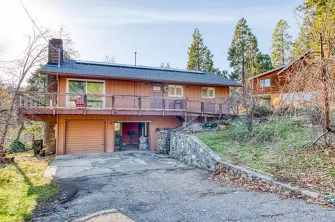 59662 Cascadel Dr, North Fork, CA 93643