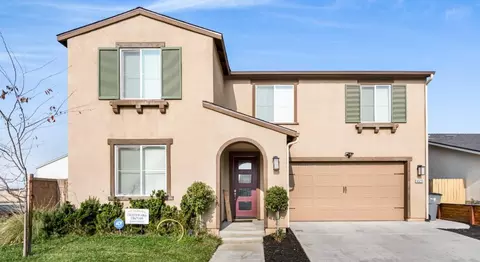 6526 E Hedges Ave, Fresno, CA 93727