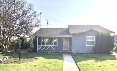 1632 Ventura St, Kingsburg, CA 93631