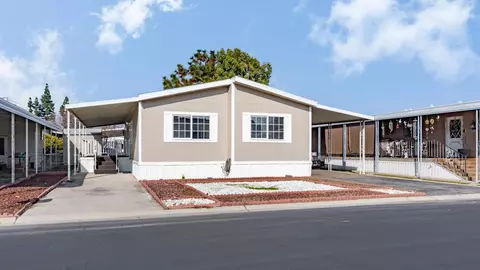 2706 W Ashlan Ave #118, Fresno, CA 93705