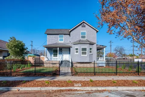 2069 E Harvey Ave E, Fresno, CA 93701