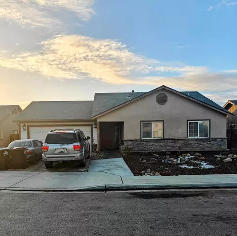 13536 Timber St, Madera, CA 93638