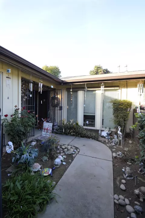 4328 N Emerson Ave, Fresno, CA 93705