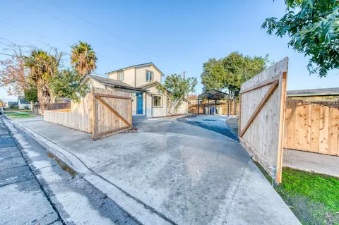4555 E Grant Ave, Fresno, CA 93702