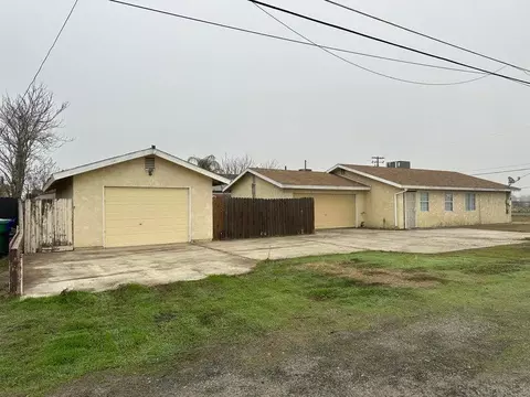 1300 Ottawa Ave, Corcoran, CA 93212