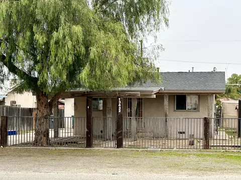 13432 S Quince Ave, Caruthers, CA 93609