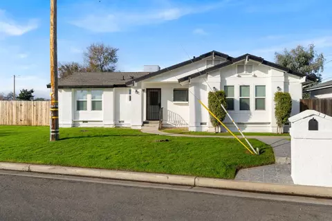 6115 N Clark St, Fresno, CA 93710