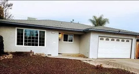 493 W San Gabriel Ave, Clovis, CA 93612