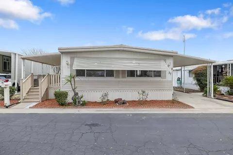 1255 W Grangeville Blvd #37, Hanford, CA 93230