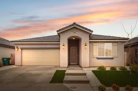 1225 Bristlecone Dr, Madera, CA 93638