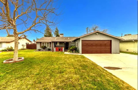 419 San Jose Ave, Clovis, CA 93612