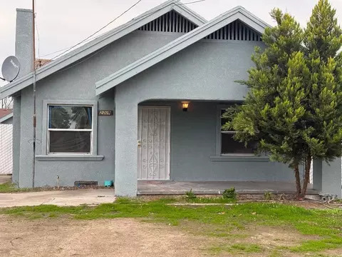 2009 N Fruit Ave, Fresno, CA 93705