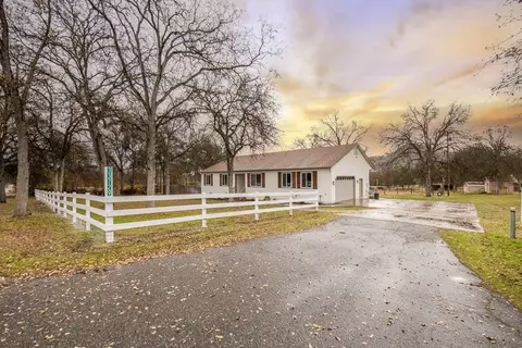 33729 Frazier Rd, Auberry, CA 93602