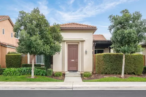 3832 Heritage, Clovis, CA 93619