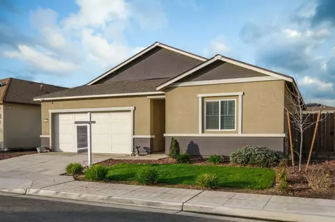 6622 E Castle Ave, Fresno, CA 93727