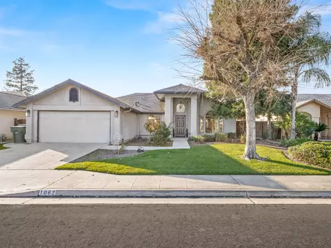 1062 N Claremont Ave, Clovis, CA 93611