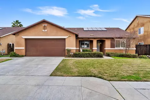 465 S Duke Ave, Fresno, CA 93727