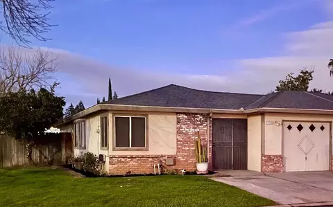 4150 N Cornelia Ave, Fresno, CA 93722