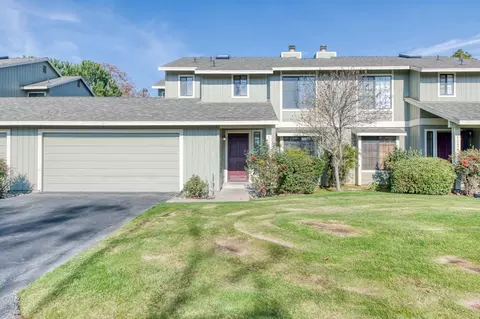 4860 N Woodrow Ave #123, Fresno, CA 93726