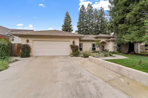 1408 W Sequoia Cir, Reedley, CA 93654