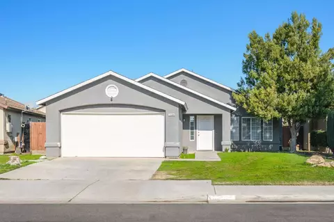 13508 7th St, Parlier, CA 93648