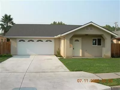 3740 E Mckenzie Ave, Fresno, CA 93702