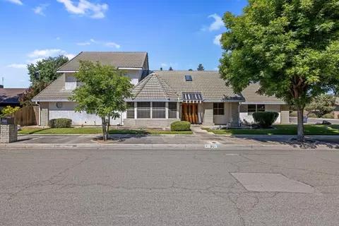961 N N Pl, Tulare, CA 93274