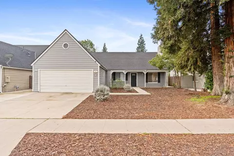 4121 W Regency Ave, Fresno, CA 93722