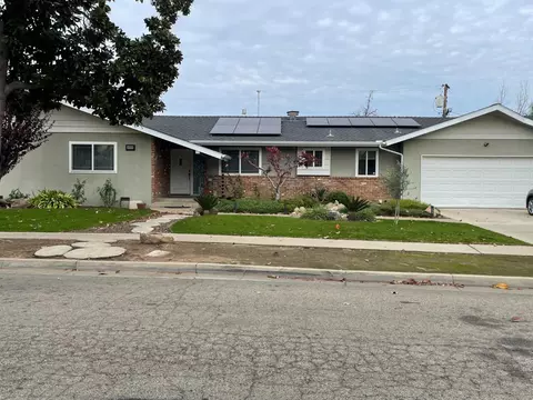 4009 E Acacia Ave, Fresno, CA 93726