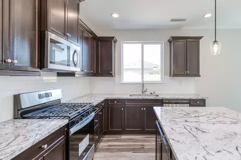 796 Shasta St, Madera, CA 93638