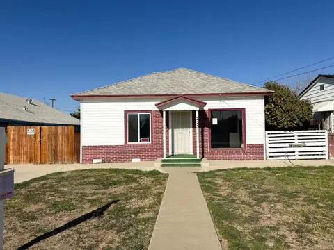 225 E Pleasant St, Coalinga, CA 93210 photo 1