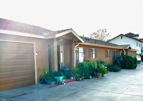 1028 Sunnyside Ave, Clovis, CA 93611