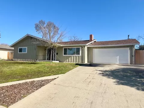 4782 N Warren Ave, Fresno, CA 93705
