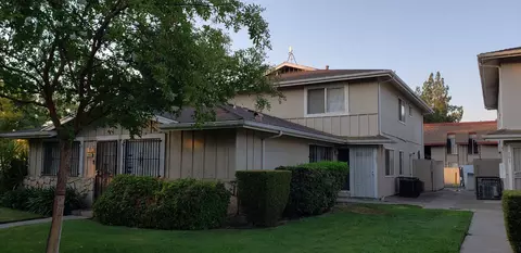 4905 N Holt Ave #103, Fresno, CA 93705
