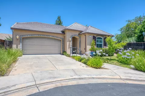 2112 W Juliet Way, Fresno, CA 93711