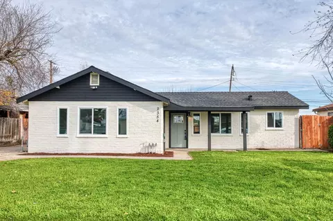2354 N 6th St, Fresno, CA 93703