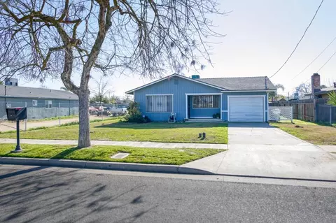 272 E Grove Ave, Fresno, CA 93706