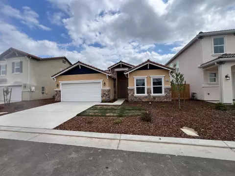 1502 Concord Way #LT 38, Dinuba, CA 93618