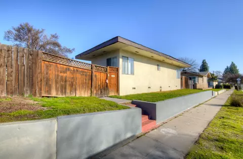 747 E Shields Ave, Fresno, CA 93704 photo 1