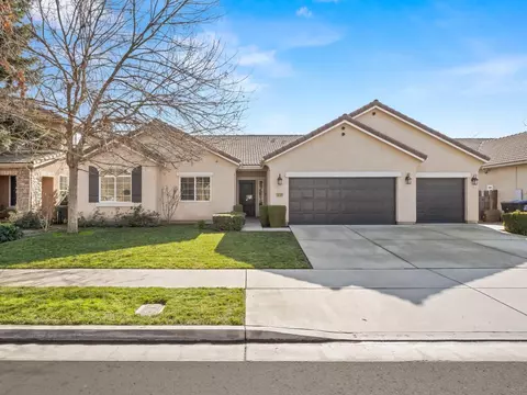 5205 W Rialto Ct, Visalia, CA 93291