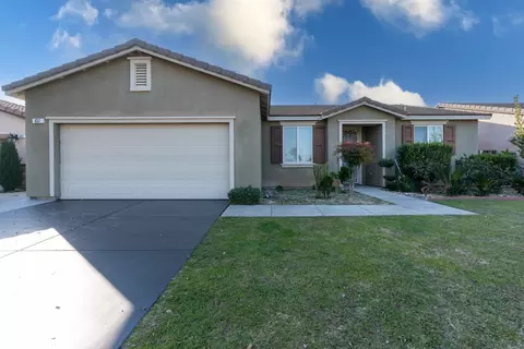 657 S Apricot, Fresno, CA 93727