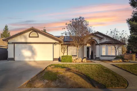 257 Toschi Dr, Madera, CA 93637
