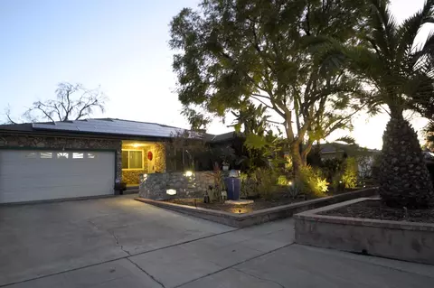 681 E Scott Ave, Fresno, CA 93710