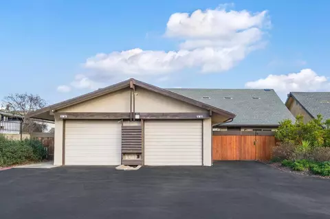 74 W Sierra Ave #103, Fresno, CA 93704