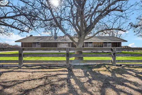 8218 Central Valley Hwy, Hanford, CA 93230