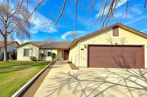3614 W Dakota Ave, Fresno, CA 93722