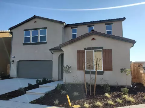 683 Lucus Ave S, Madera, CA 93636