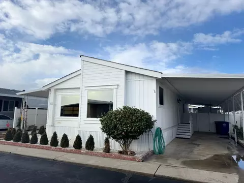1551 6th Avenue Dr #189, Kingsburg, CA 93631