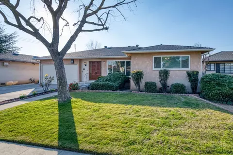4621 N Orchard St, Fresno, CA 93726